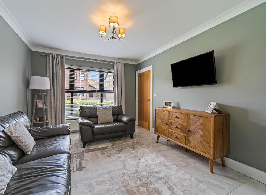 72 Graysfield, Crossgar, Downpatrick, BT30 9HG