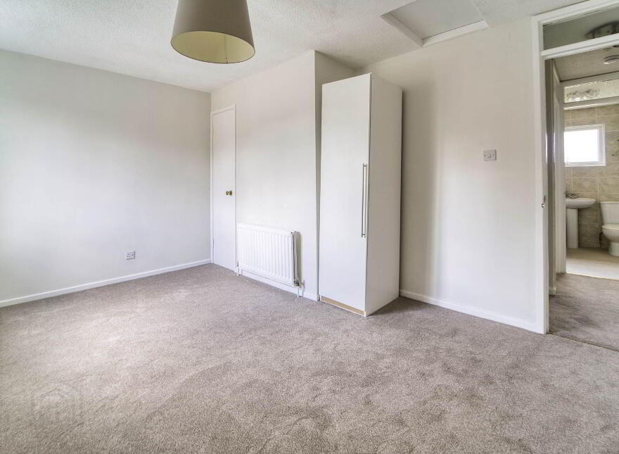 35 Hilden Court, Lisburn, BT27 4YL