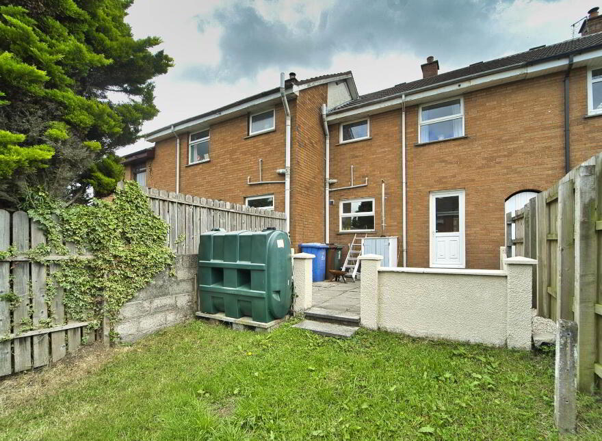 35 Hilden Court, Lisburn, BT27 4YL