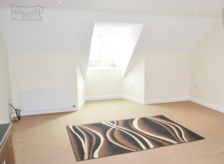 Apt 7 The Avenue, Carrickfergus, BT38 8LT