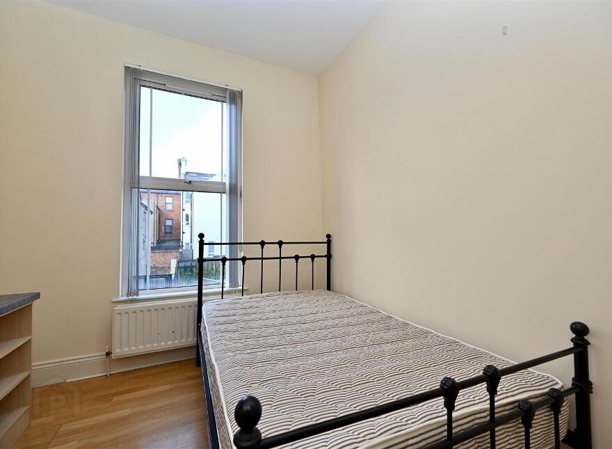 Apt 2, 17 Wellesley Avenue, Belfast, BT9 6DG