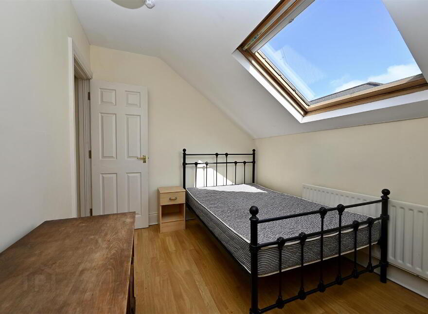 Apt 2, 17 Wellesley Avenue, Belfast, BT9 6DG
