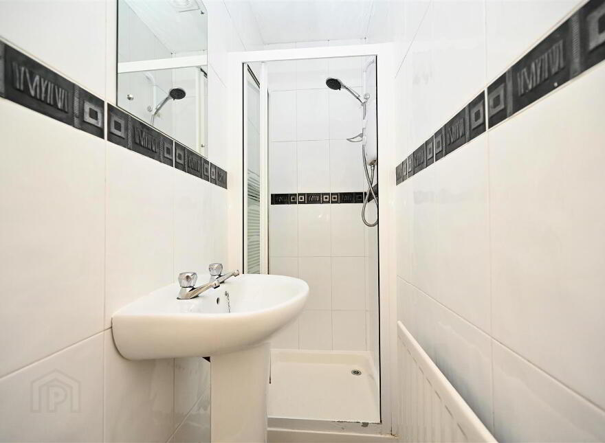Apt 2, 17 Wellesley Avenue, Belfast, BT9 6DG