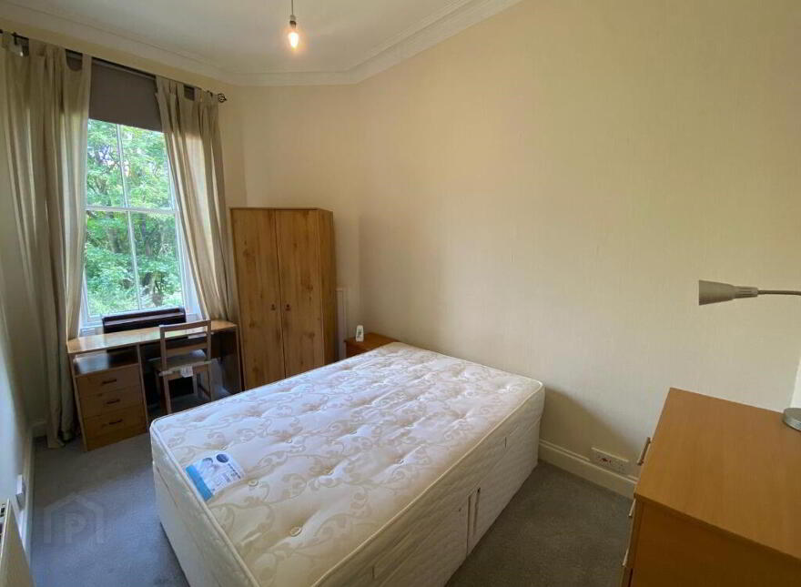 10 Bruntsfield Avenue, Bruntsfield, Edinburgh, EH10 4EP