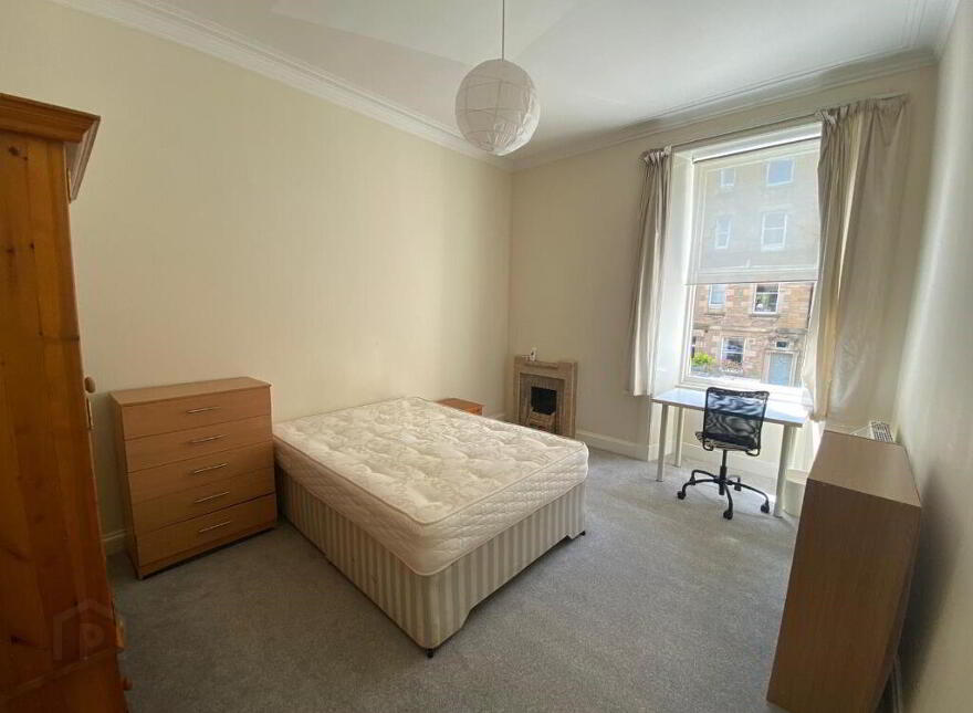 10 Bruntsfield Avenue, Bruntsfield, Edinburgh, EH10 4EP