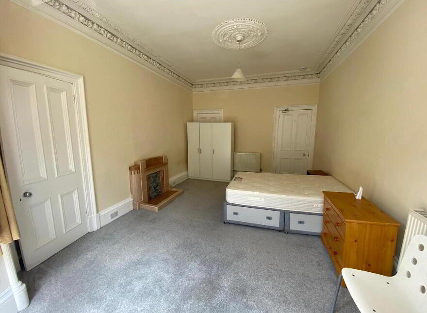10 Bruntsfield Avenue, Bruntsfield, Edinburgh, EH10 4EP