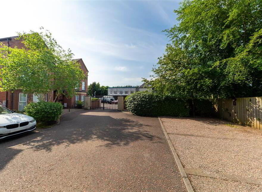 22 Richmond Park, Finaghy, Belfast, BT10 0HB