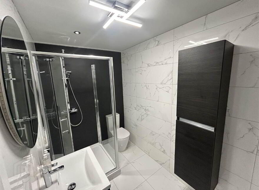 Flat 5 The Parks, 3 Belfast Road, Holywood, BT18 9EH