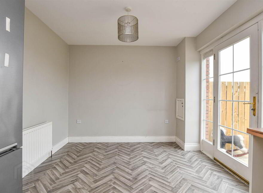 15 Demesne Avenue, Downpatrick, BT30 6UY