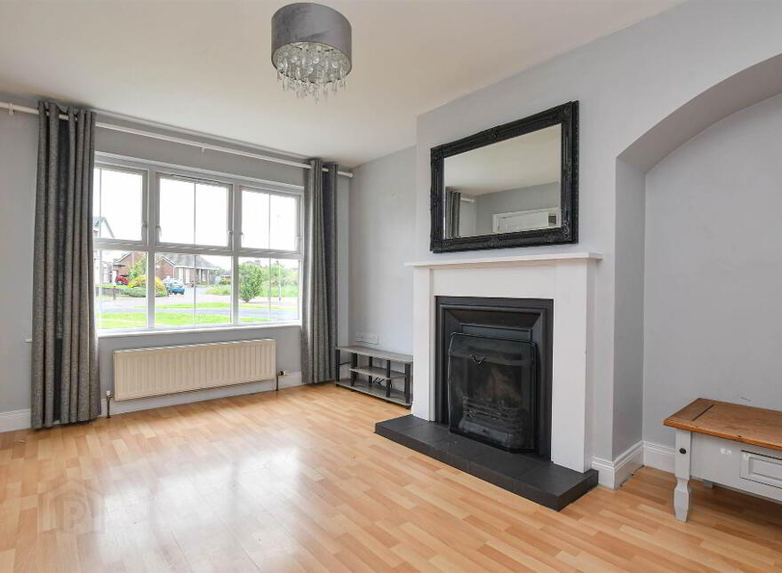 15 Demesne Avenue, Downpatrick, BT30 6UY