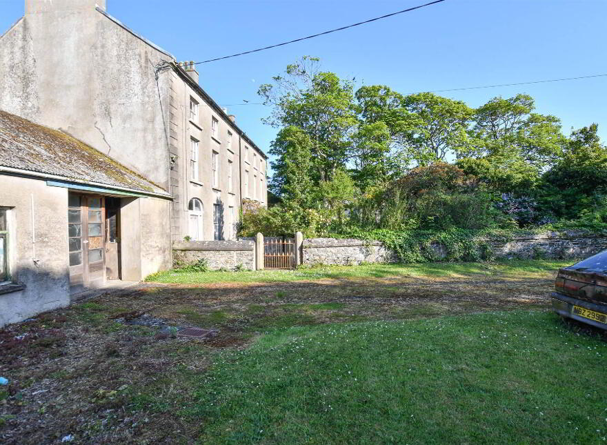7 The Square, Killough, BT30 7QE