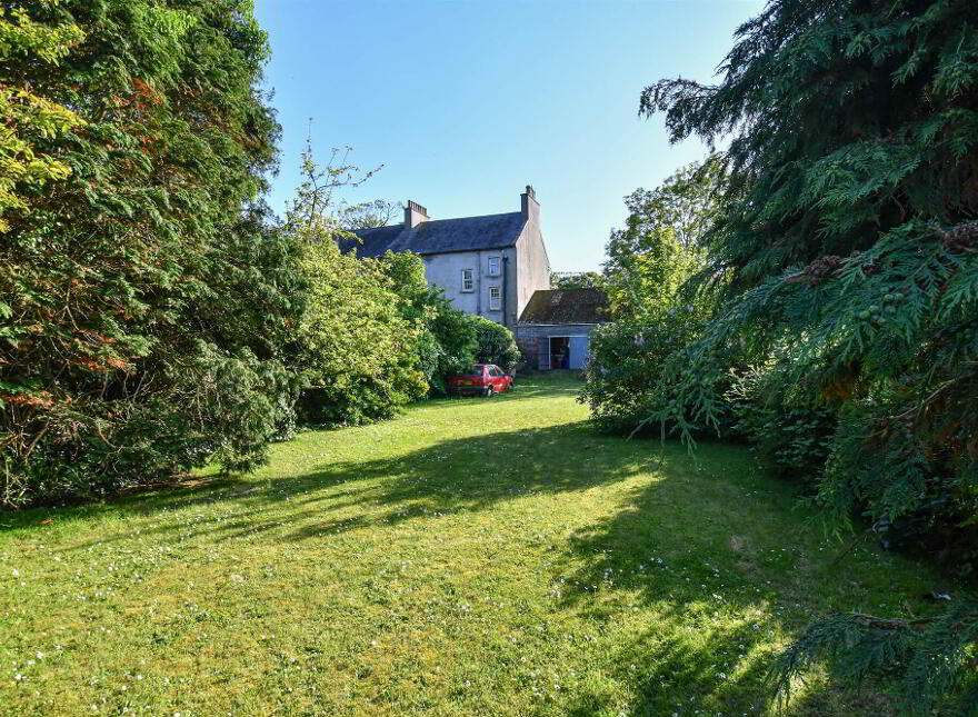 7 The Square, Killough, BT30 7QE
