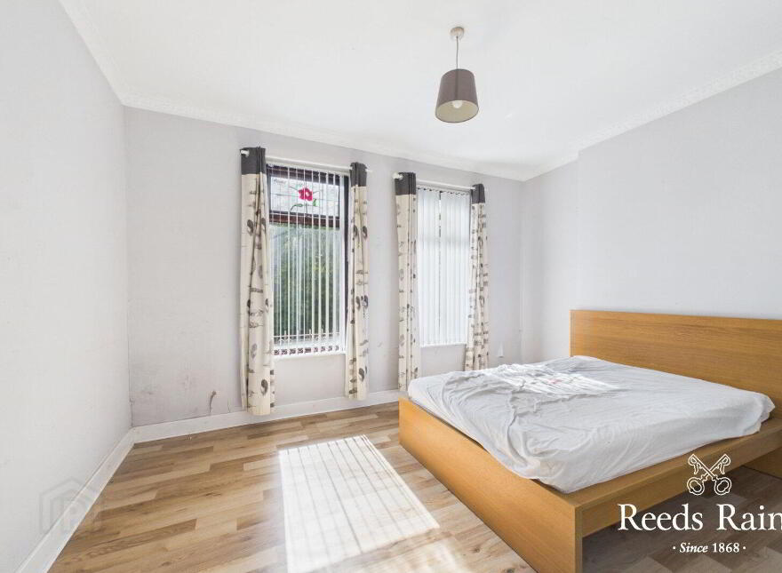 24 Castleton Gardens, Belfast, BT15 3BY