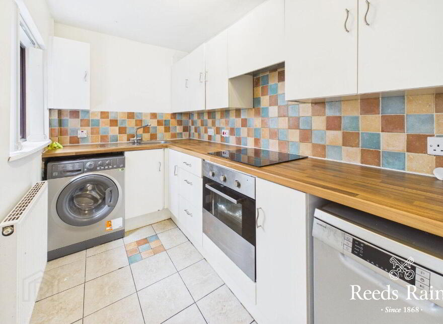 24 Castleton Gardens, Belfast, BT15 3BY