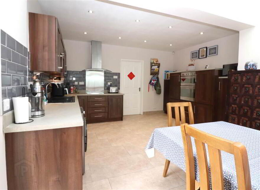 3 Hilden Court, Grand Street, Lisburn, BT27 4YL