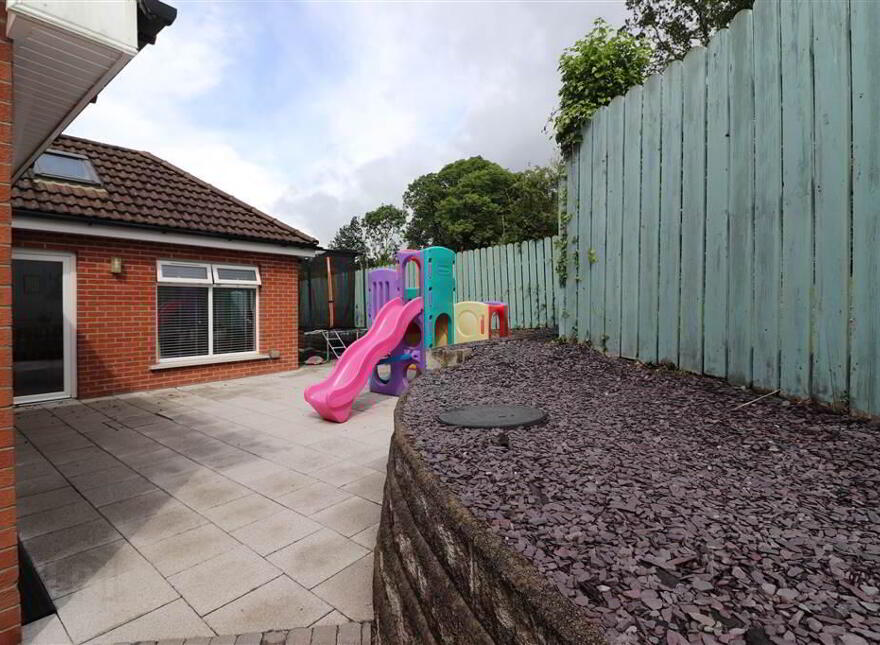3 Hilden Court, Grand Street, Lisburn, BT27 4YL