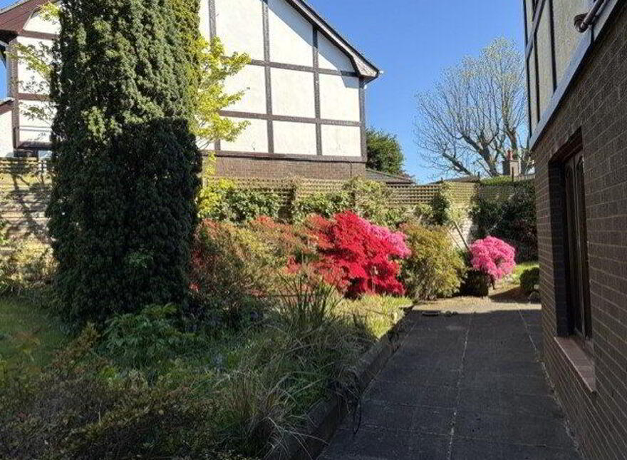 2 Malone Grange, Belfast, BT9 5QA