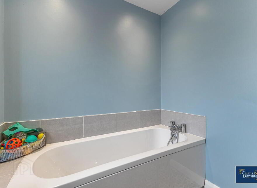 66 Cambric Court, Dromore, BT25 1TH