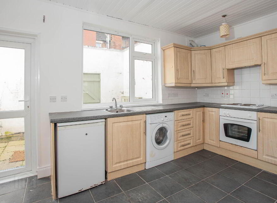 48 Moonstone Street, Belfast, BT9 7HL