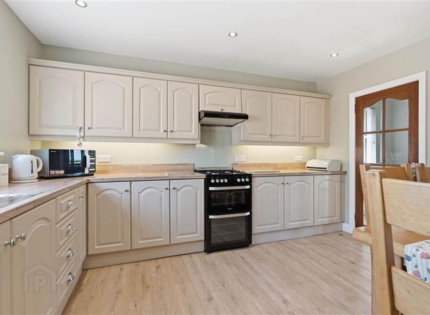 33 Glenleslie Road, Clough, Ballymena, BT44 9RQ