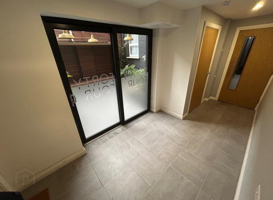 Flat 8, 44 Ulsterville Avenue, Belfast, BT9 7AQ