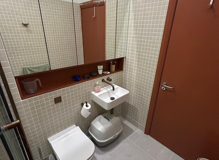 Flat 8, 44 Ulsterville Avenue, Belfast, BT9 7AQ