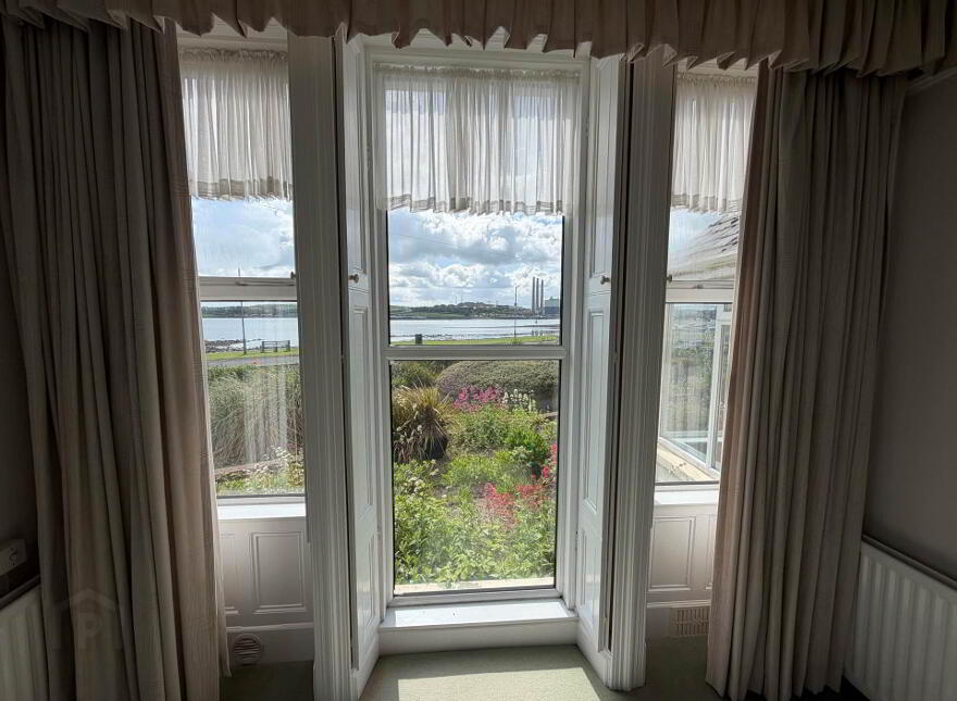 32 Chaine Memorial Road, Larne, BT40 1AD