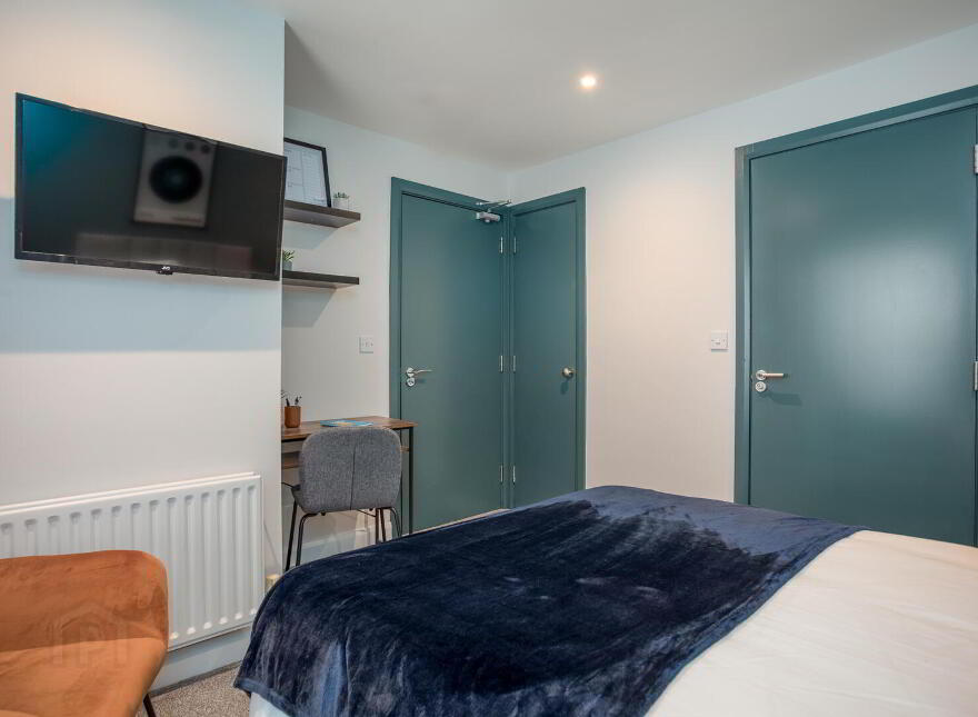 Room 2, 12 Epworth Street, Belfast, BT5 4QR