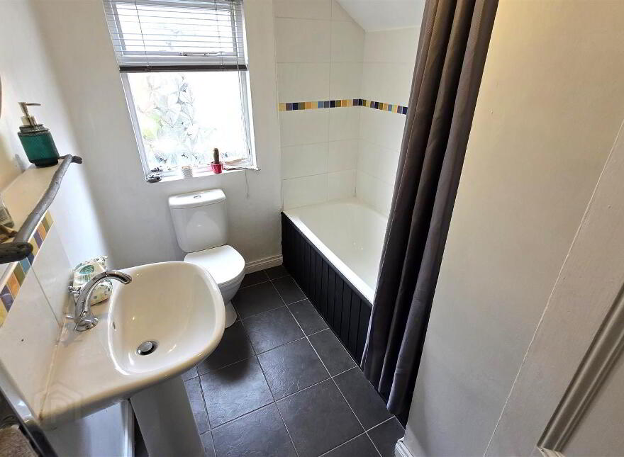 121 Raceview, Muckamore, Antrim, BT41 4QB