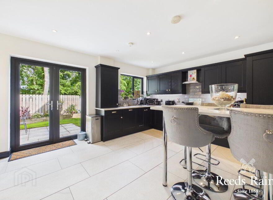 23 Hillcrest Avenue, Bessbrook, Newry, BT35 7FZ