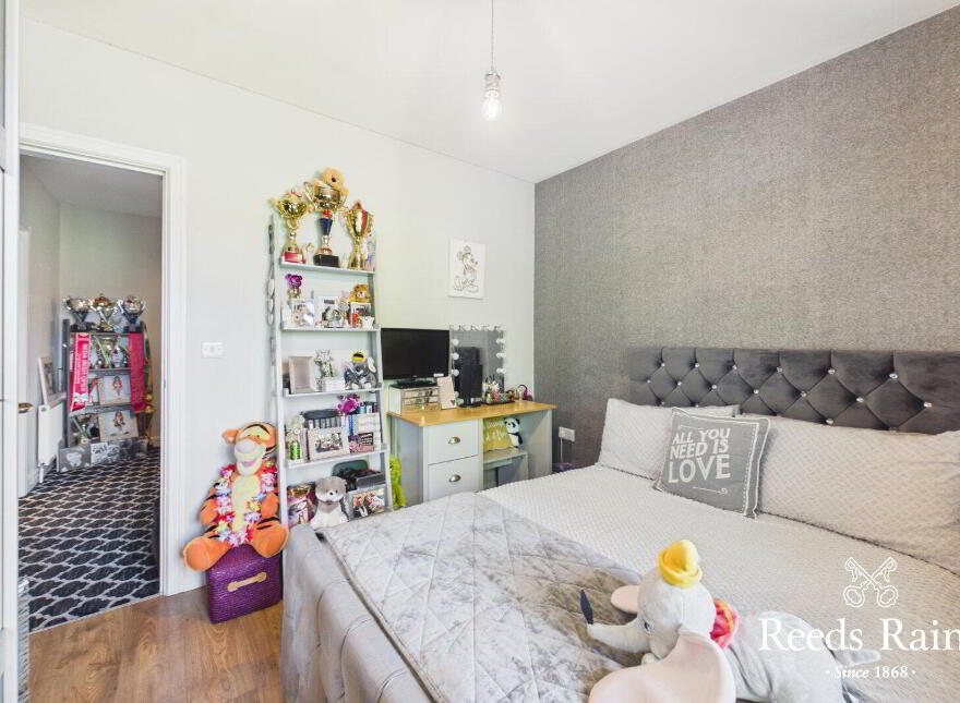 23 Hillcrest Avenue, Bessbrook, Newry, BT35 7FZ