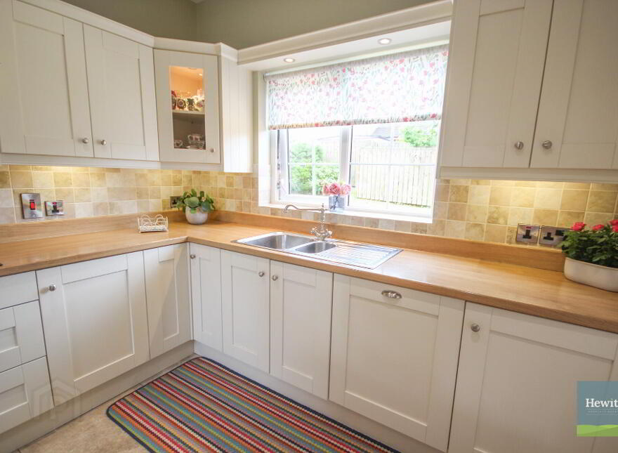 24 College Manor, Portadown, BT63 5UB