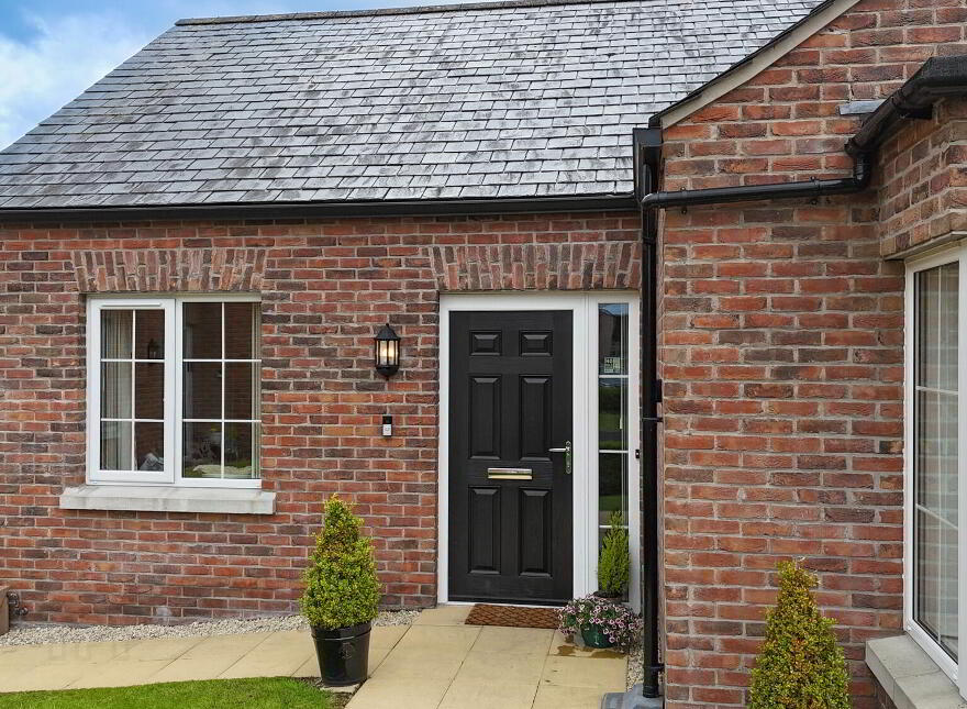 24 College Manor, Portadown, BT63 5UB