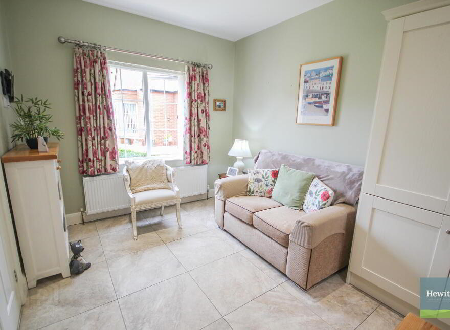 24 College Manor, Portadown, BT63 5UB