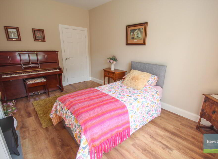 24 College Manor, Portadown, BT63 5UB