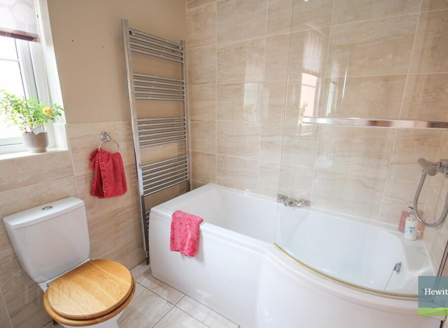 24 College Manor, Portadown, BT63 5UB