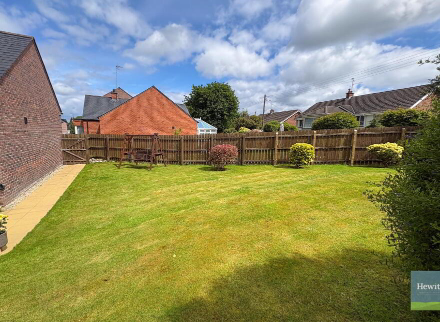 24 College Manor, Portadown, BT63 5UB
