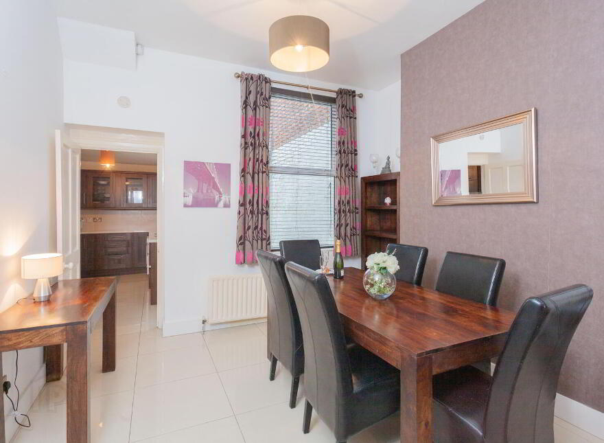 21 Deramore Street, Belfast, BT7 3FS