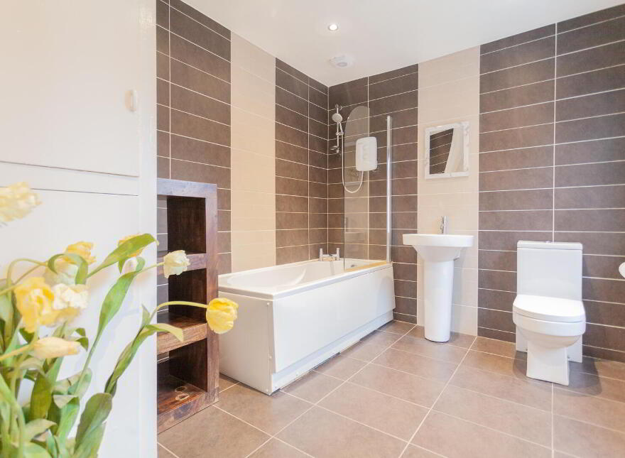 21 Deramore Street, Belfast, BT7 3FS