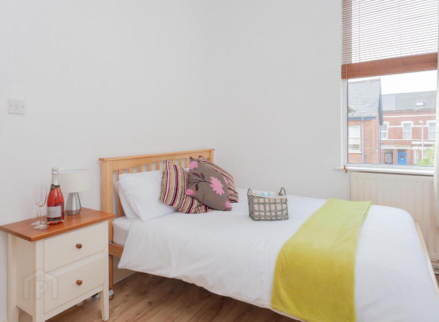 21 Deramore Street, Belfast, BT7 3FS