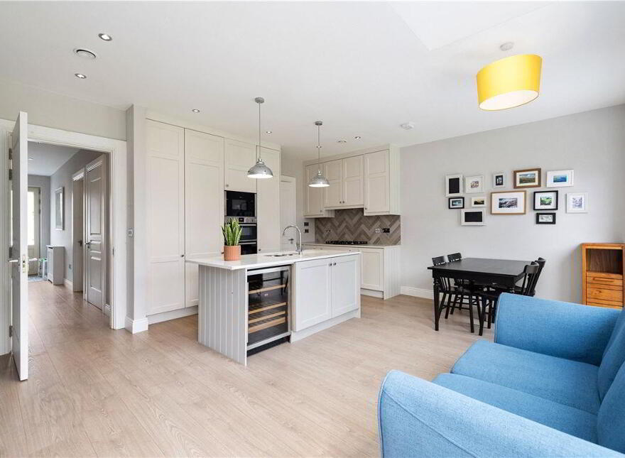 2 Carraig Bui, Johnstown Road, Cabinteely, Glenageary, A96YDY7