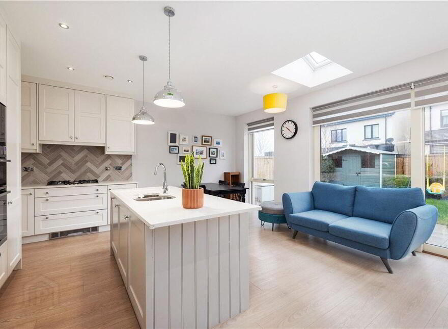 2 Carraig Bui, Johnstown Road, Cabinteely, Glenageary, A96YDY7
