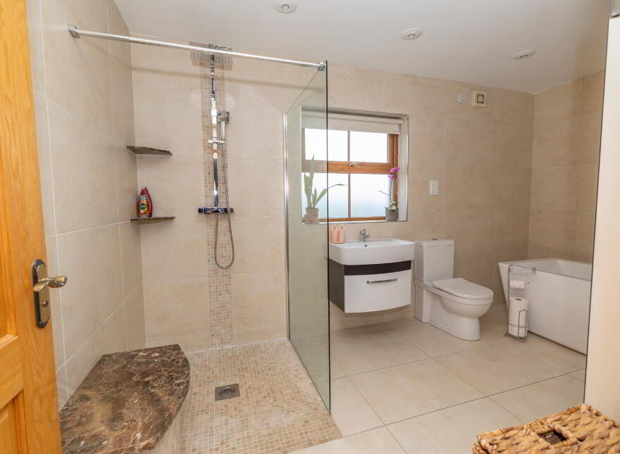 38A Stewarts Road, Annalong, Newry, BT34 4UE
