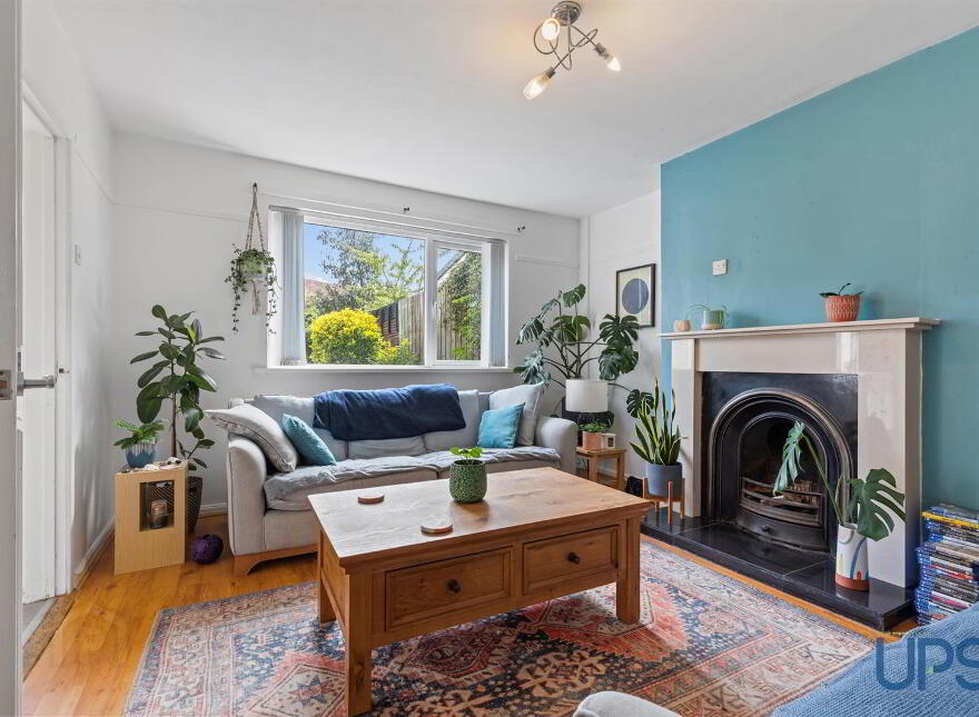 13 Inishmore Crescent, Andersonstown, Belfast, BT11 8NL