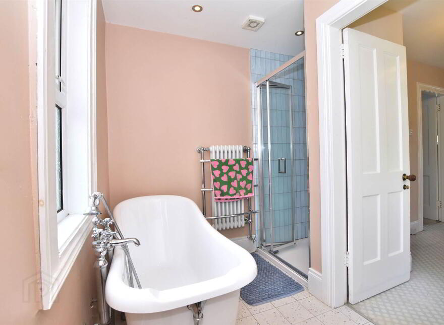 12 Portaferry Road, Newtownards, BT23 8NN
