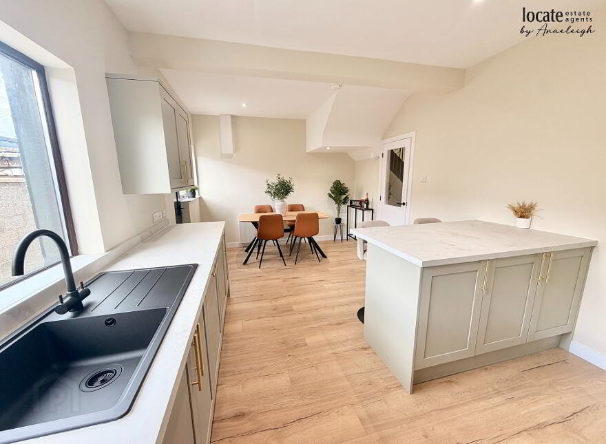 39 St Brigids Avenue, Pennyburn, Derry, BT48 7QT