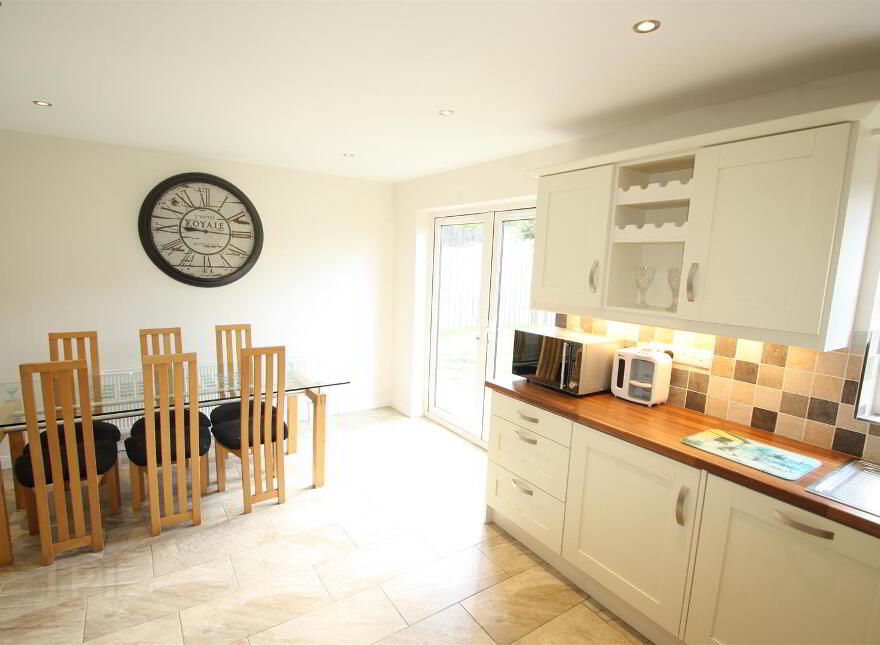 22 Magheraknock Park, Ballynahinch, BT24