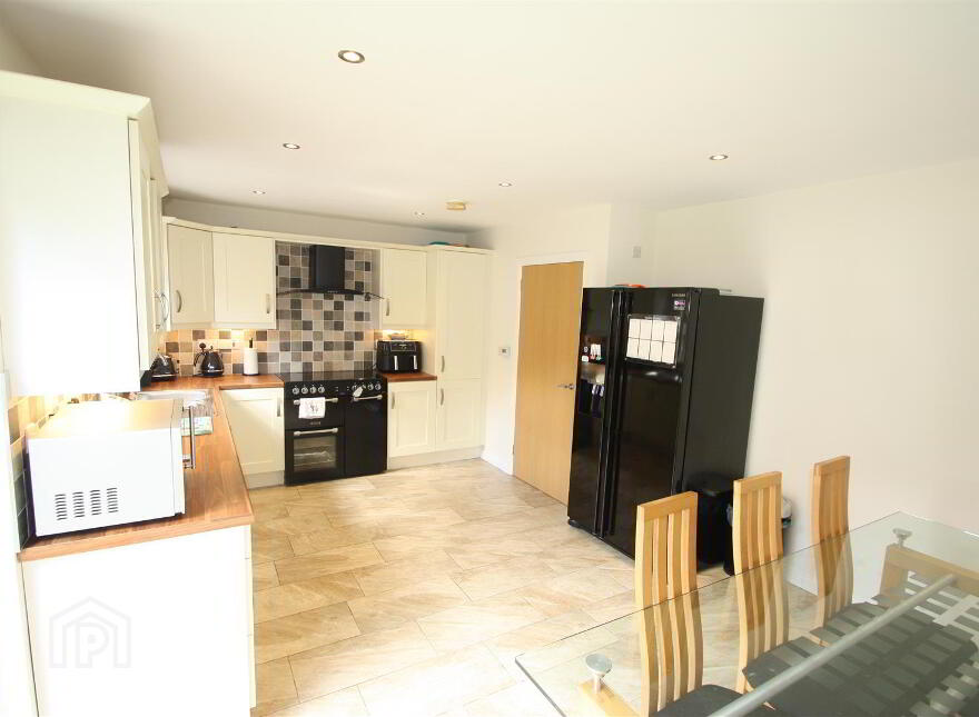 22 Magheraknock Park, Ballynahinch, BT24