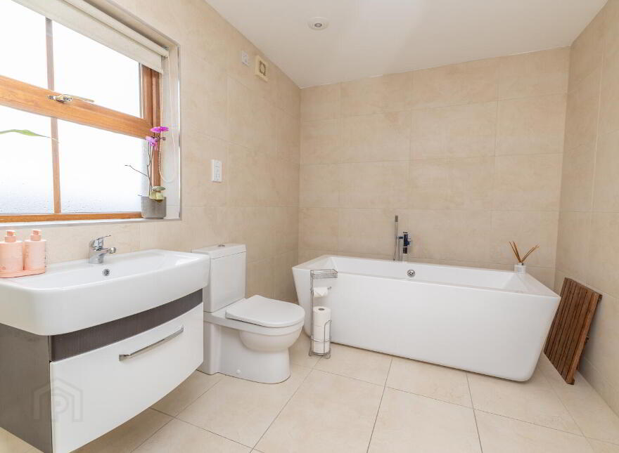 38A Stewarts Road, Annalong, Newry, BT34 4UE