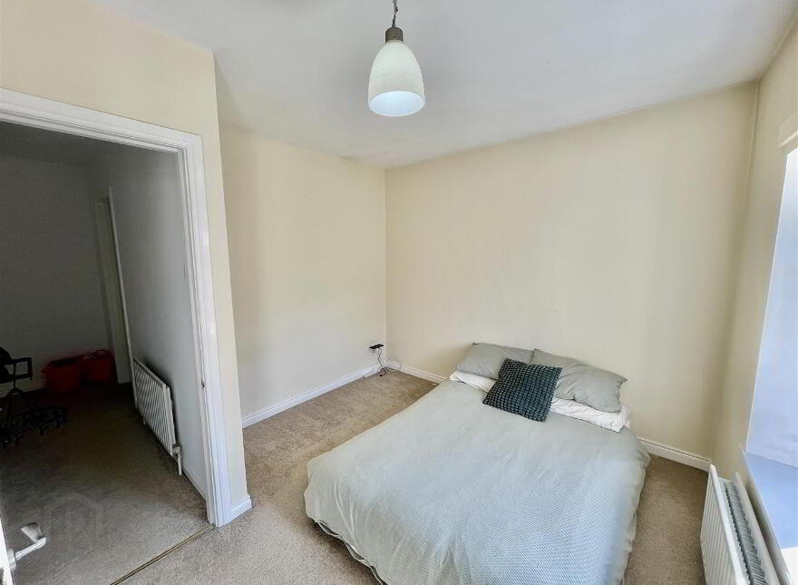 6 Frederick Place, Newtownards, BT23 4AW
